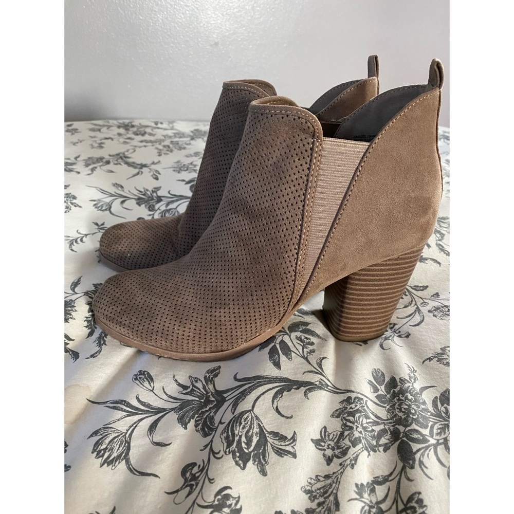 Steve Madden booties